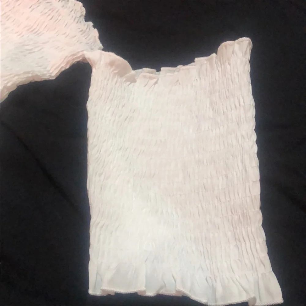 NWOT Shirred Off The Shoulder Dress - Picture 5 of 6